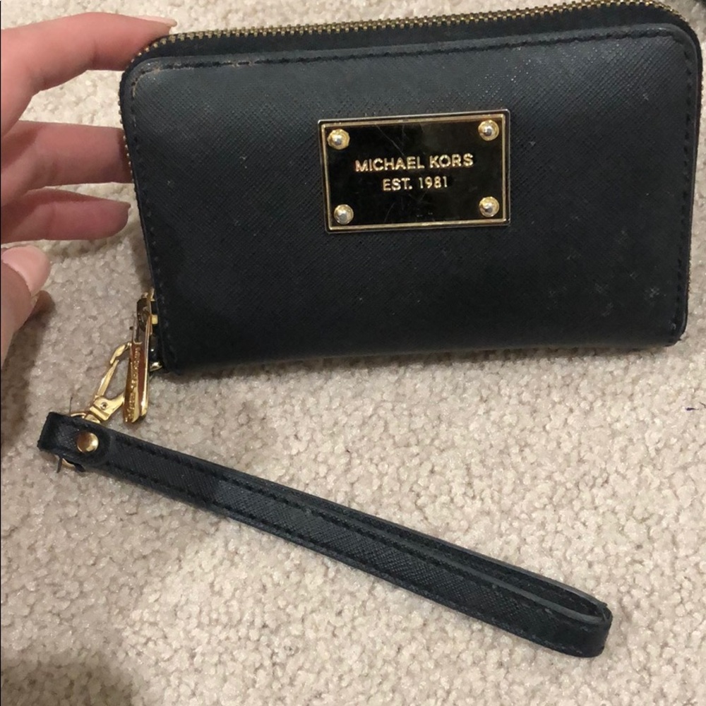 Michael Kors Wristlet